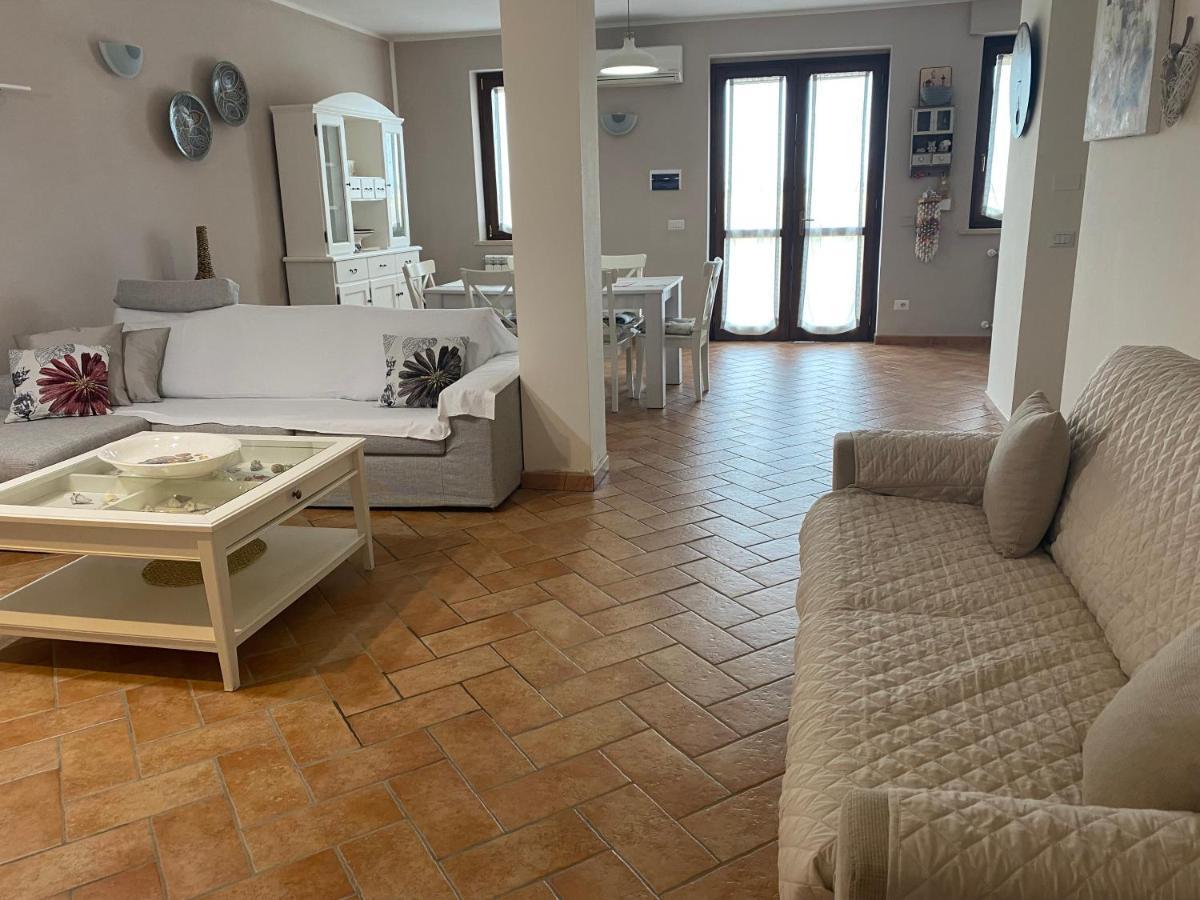 Agriturismo Colle D' Oro Пеша-Романа Екстер'єр фото