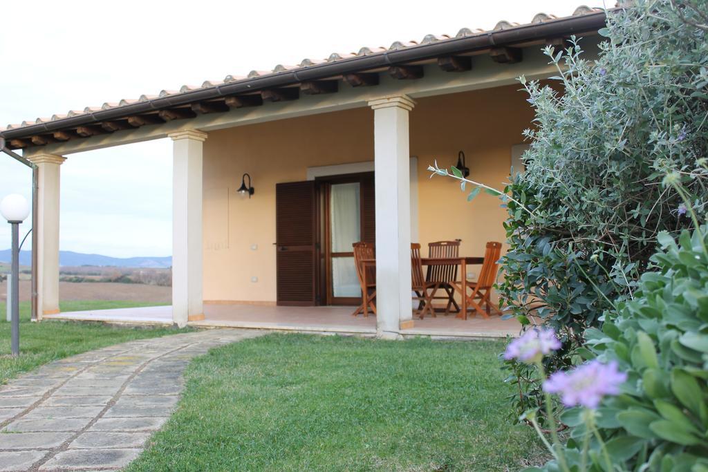 Agriturismo Colle D' Oro Пеша-Романа Номер фото